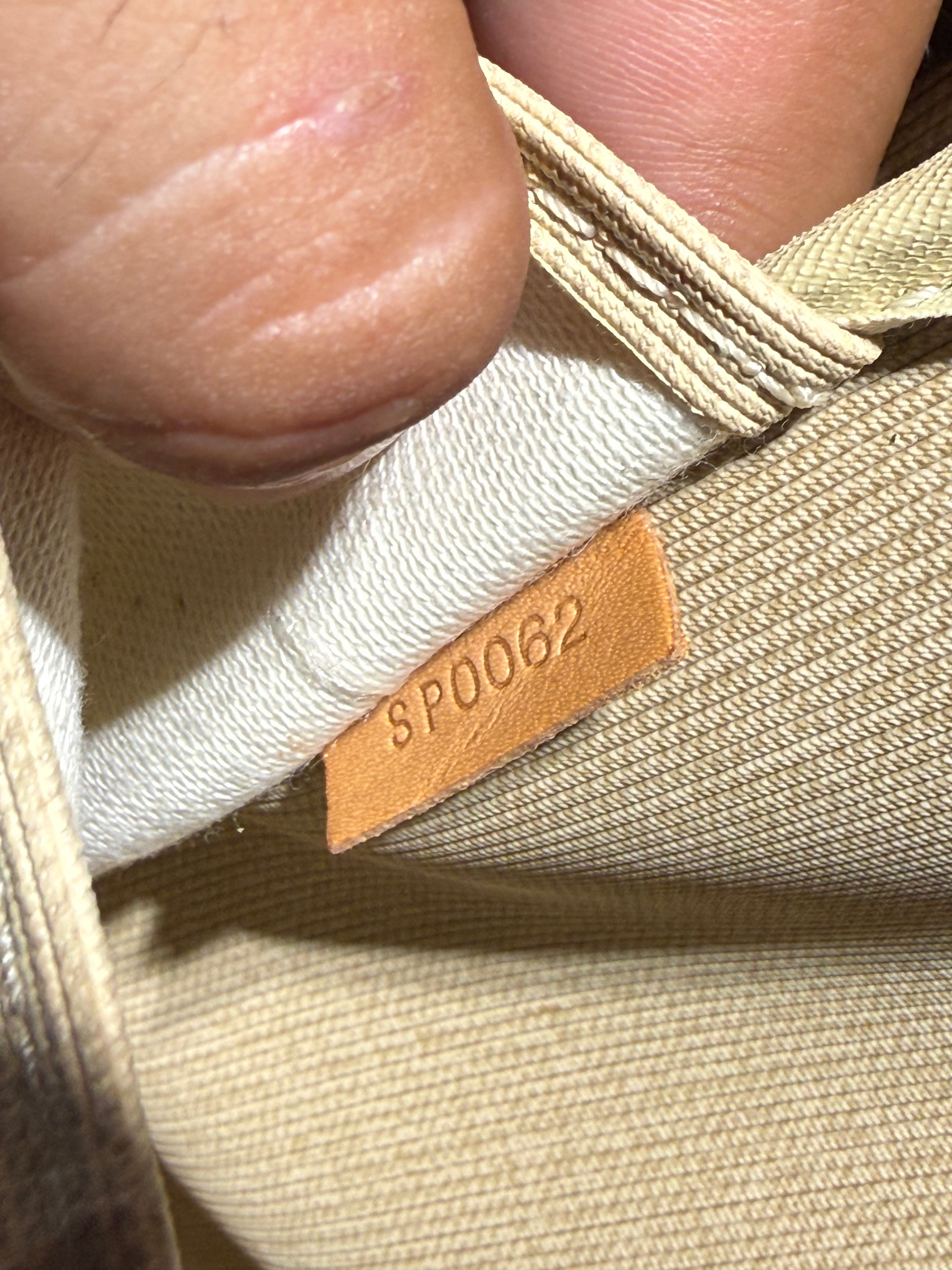 Vintage 2002 LV Monogram Sirius 55 Travel Bag
