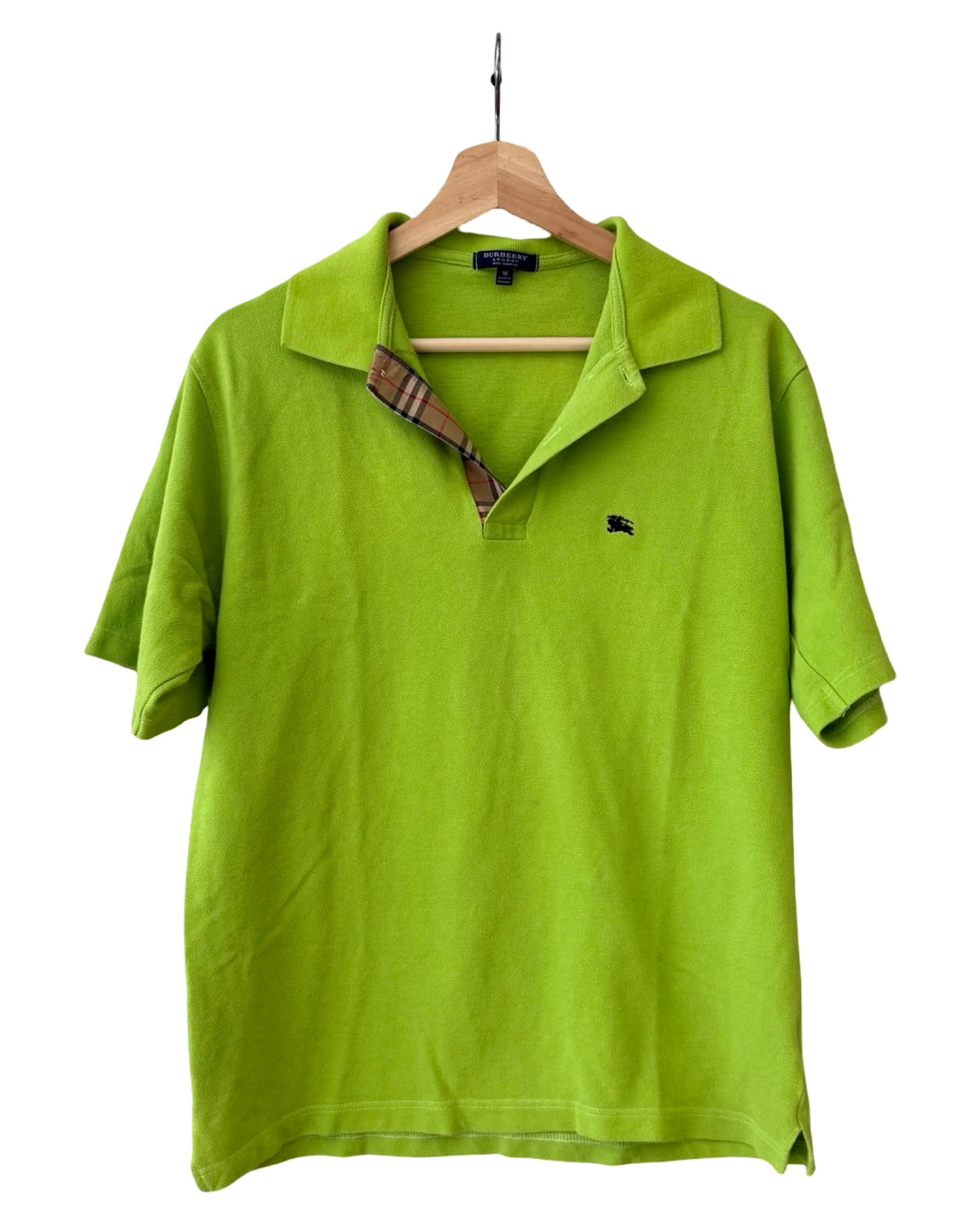 Camisa tipo polo Burberry London color verde lima estilo vintage Y2K