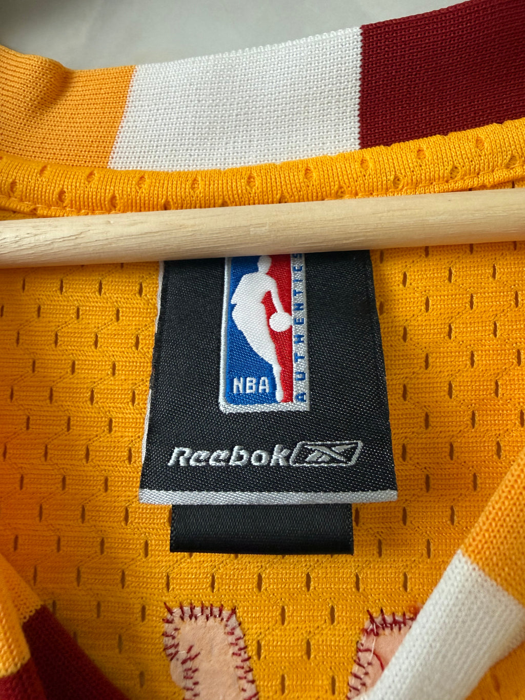 Vintage LeBron James 23 Cleveland Cavaliers 1975 Hardwood Classics Jersey