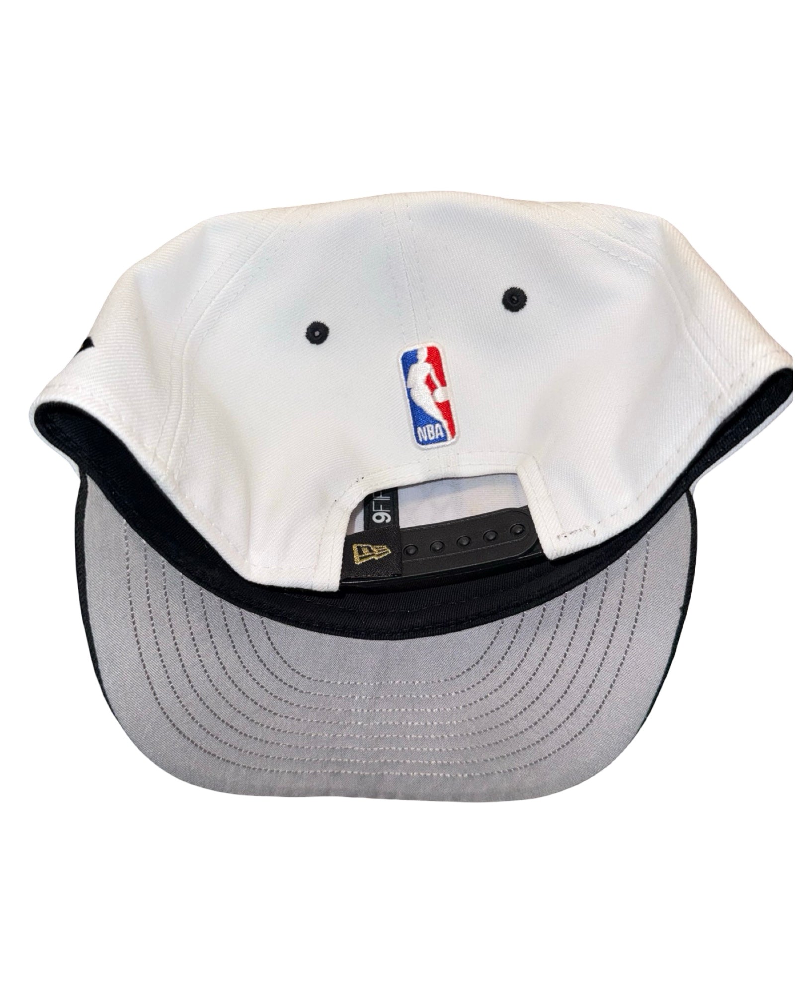 2026 New York Knicks Champions White Black Gold Trophy Hat
