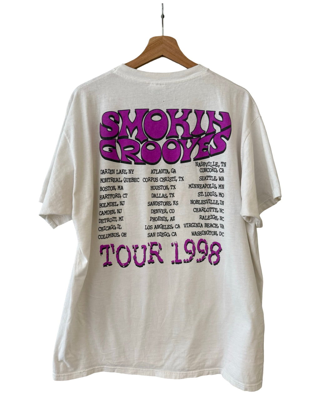 Vintage 1998 Smokin Grooves Public Enemy Cypress Hill Rap Tee