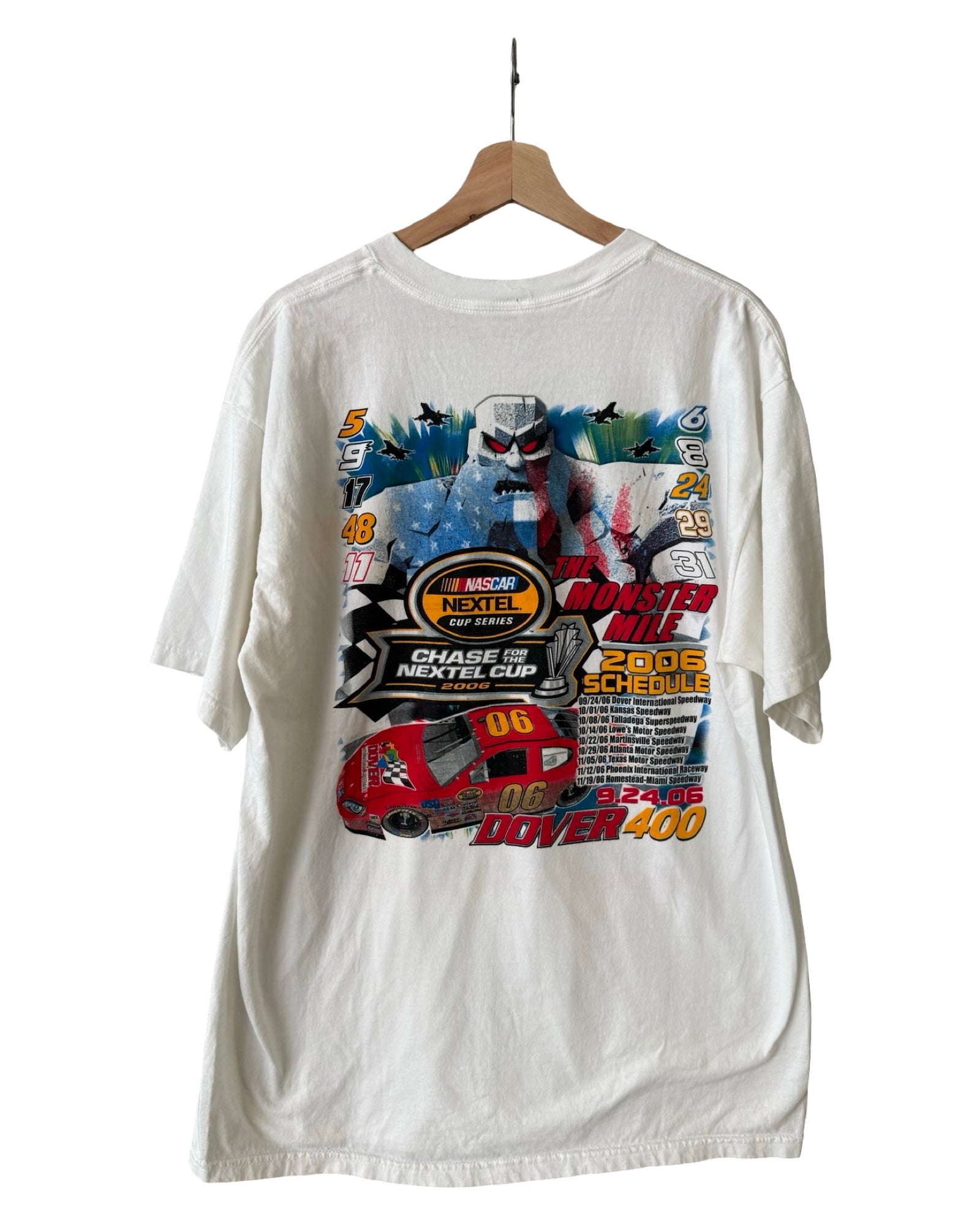 Vintage Y2K 2006 NASCAR Dover International Speedway Cup Promo Racing Tee